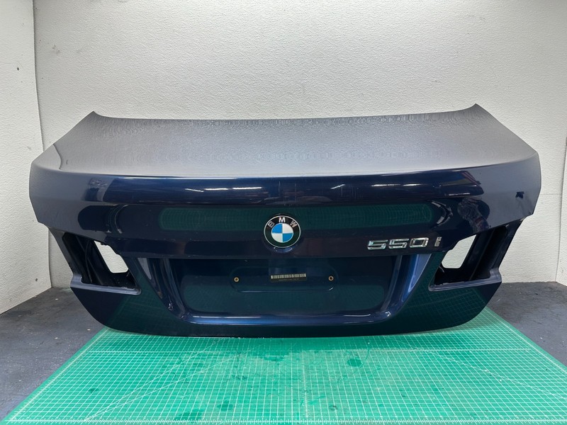 11-16 BMW 520i 528i 535i 550i F10 TRUNK LID SHELL Blue A76 OEM