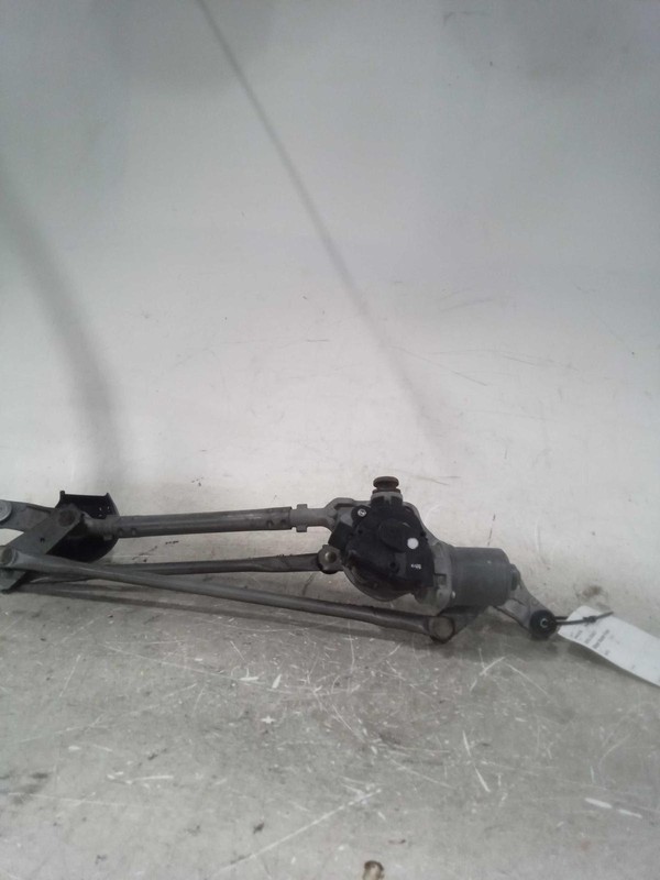 2015 Subaru Legacy Wiper Motor OEM 86511AL02A Silver 134K Mileage