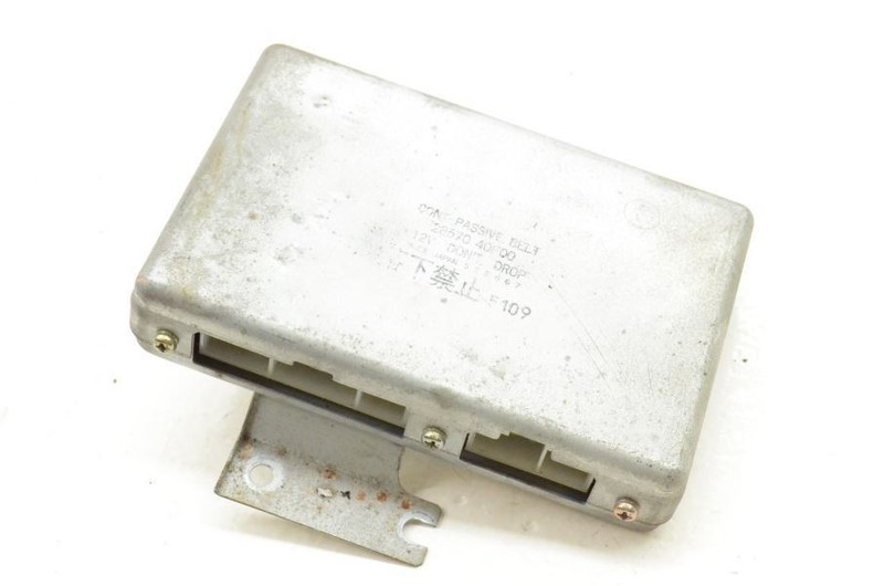 1989-1994 NISSAN 240SX KA24E S13 PASSIVE SEAT BELT CONTROL MODULE 28570 40F00