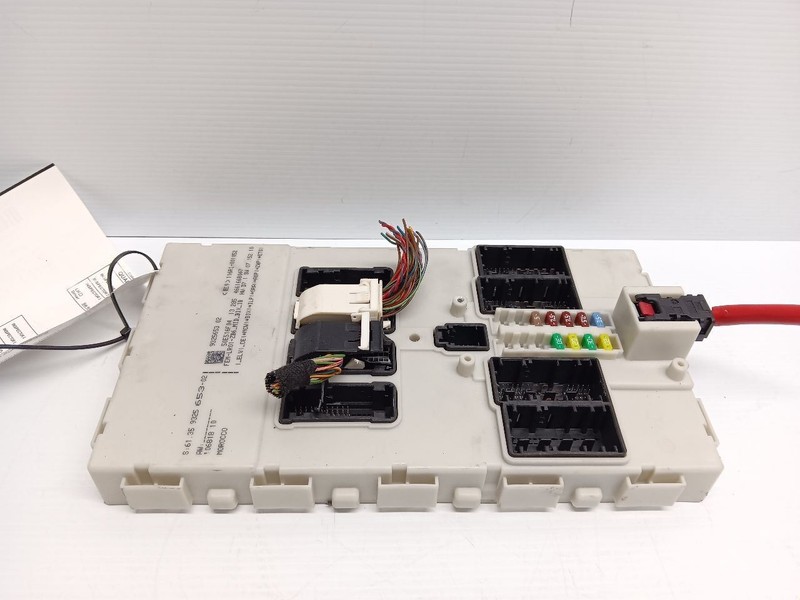 13-16 BMW F30 320i 328i Front Body Control Module BCM CAS 61359325653