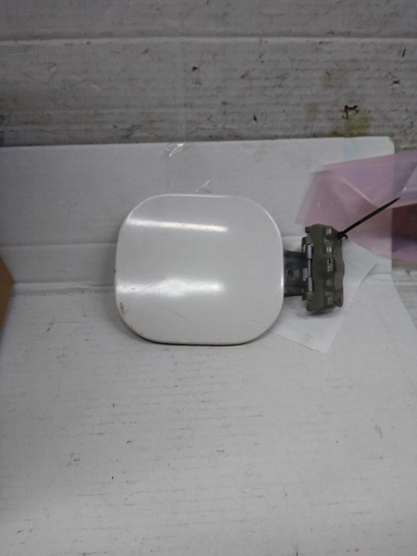 2019 Nissan Sentra Fuel Filler Door White Used OEM 3446179 60000 Miles