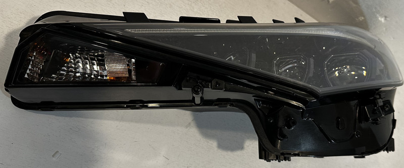 2021-23 HYUNDAI ELANTRA LH HEADLAMP ASSY OEM PART# 92101-1B