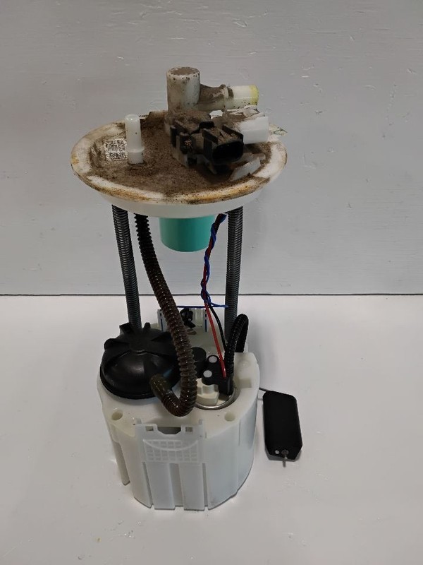 Fuel Pump Assembly Gasoline Manual Transmission Fits 16-18 CRUZE 3576532