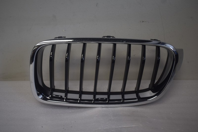 2012-2015 Right BMW 3 SERIES GENUINE FRONT GRILLE OEM