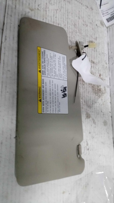 2010 Nissan Rogue Blue Sun Visor Used OEM Part 269666 4DR SUV 111K Miles