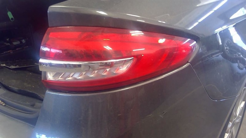 Passenger Tail Light Quarter Panel Mounted Fits 17-20 FUSION 3472236