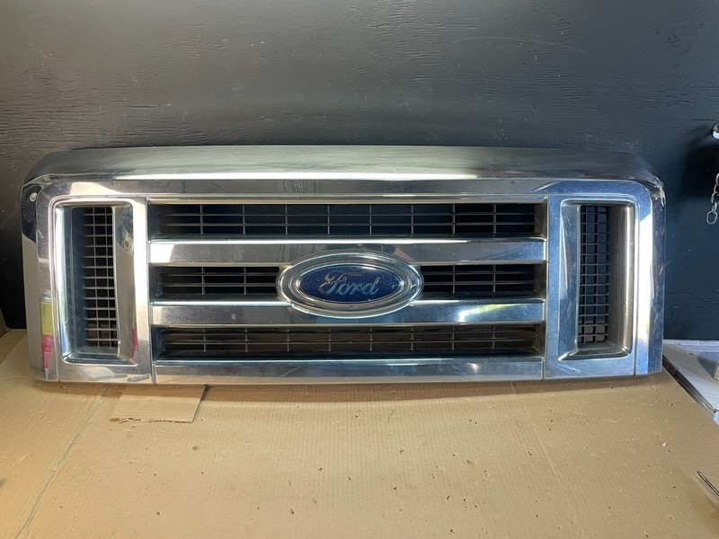 2008 to 2014 Ford Econoline E150 E250 Front Upper Chrome Grill Grille AE3621 DG