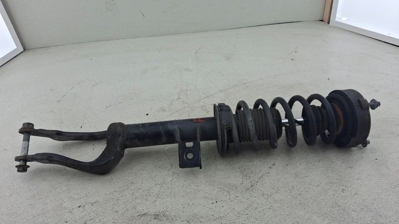 2012-2016 BMW F10 N20 528iX Front Right Strut Spring Shock Absorber OEM