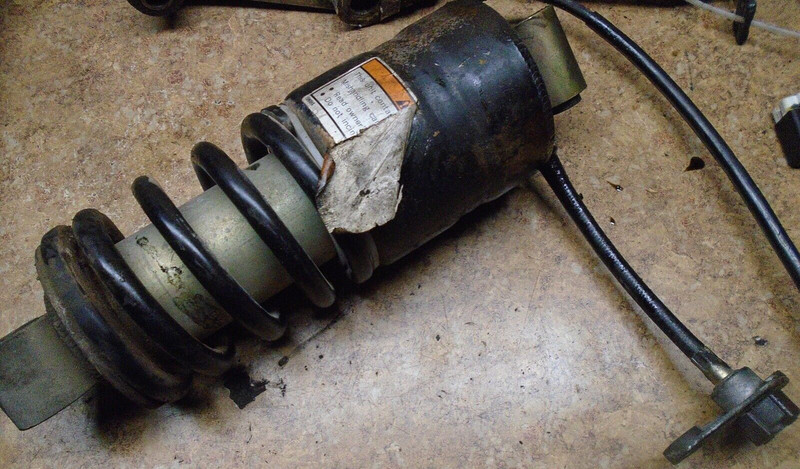 1989 Yamaha Venture XVZ1300 XVZ 1300 Rear Back Center Shock Uni Mono Suspension
