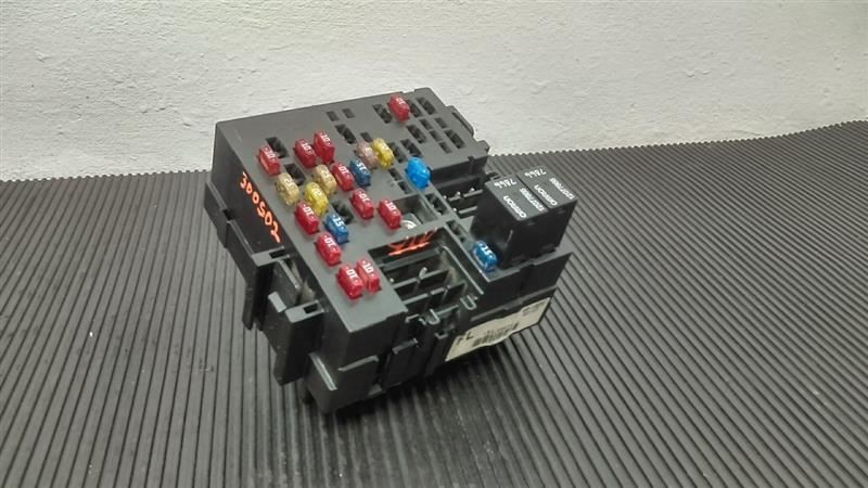 99-02 Chevrolet Silverado Dash Relay Junction Fuse Box OEM 15328861
