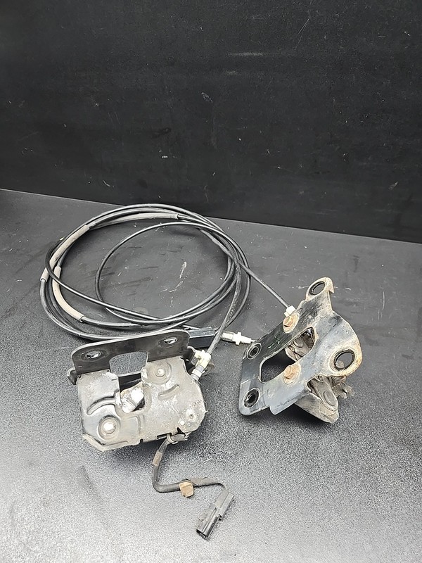 11-19 INFINITI M37 M56 Q70 HOOD LATCH + BRACKET + CABLE COMPLETE SET