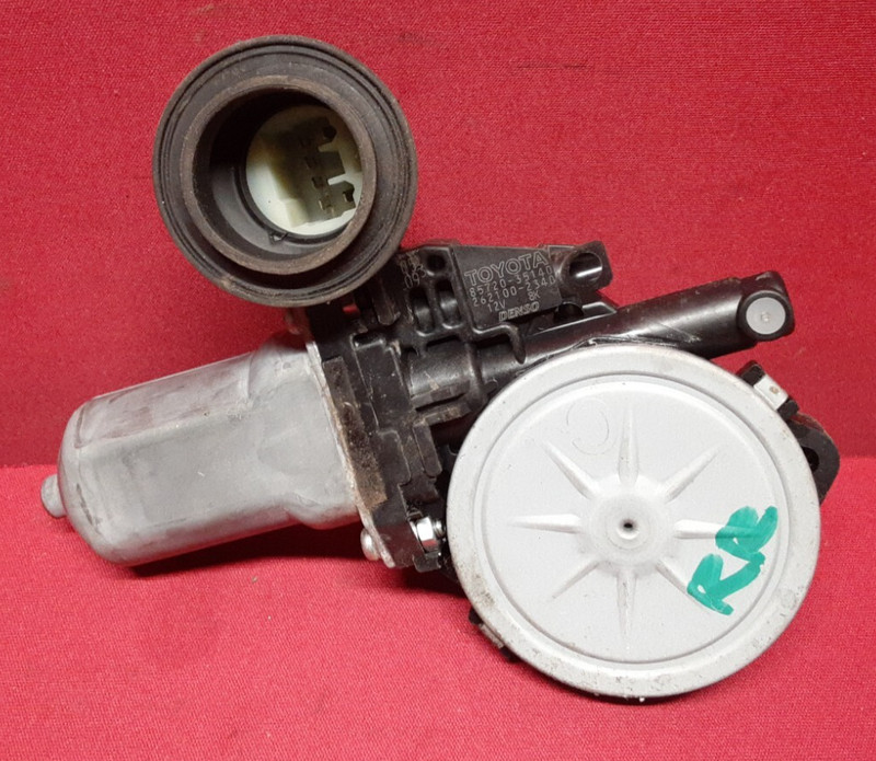2003 - 2021 Toyota Scion RIGHT REAR Door Window Motor 85720-35140 / 85720-AE010