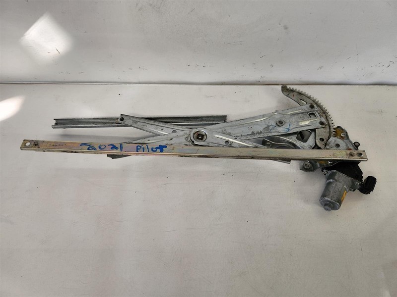2016-2022 Honda Pilot Front Driver Door Power Window Motor Regulator 72251-Tg7-A