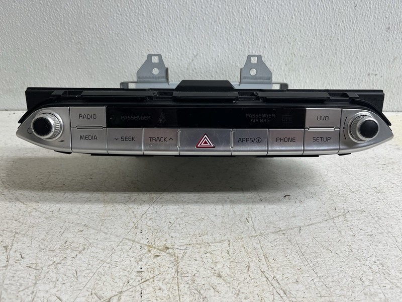 2018 Kia Stinger Radio Stereo NON-NAV 96160J5100FHV Panic Button
