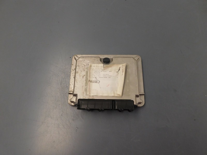 2015 14 - 18 Aston Martin V12 Vantage S Transmission Shift ECU #1954 C4