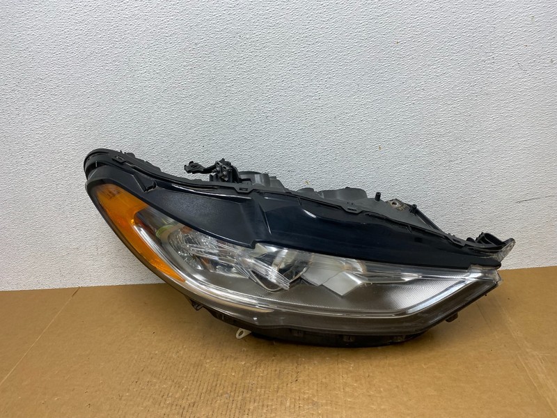2017 - 2020 Ford Fusion Right Passenger RH Side LED XENON Headlight AD9273 DW