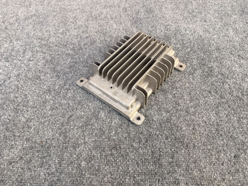 NISSAN 370Z 2009-2021 OEM BOSE AUDIO RADIO AMPLIFIER MODULE