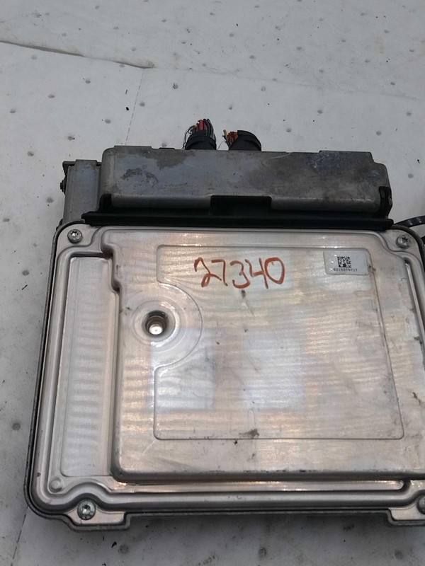2013 Volkswagen CC Engine Control Module ECM 2.0L Black OEM 128k Miles