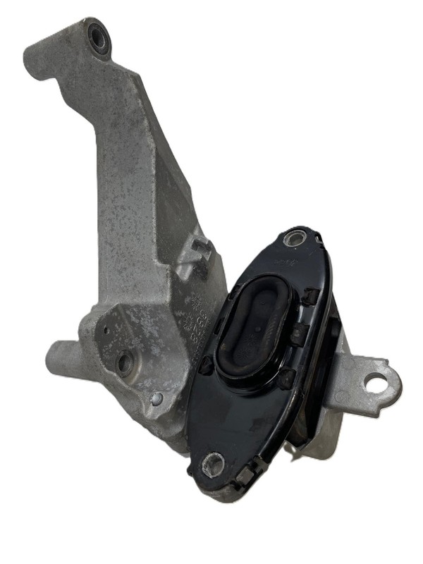 2022 Chevy Trax LS 1.4L RH Passenger Engine Frame Mount 95418204 OEM