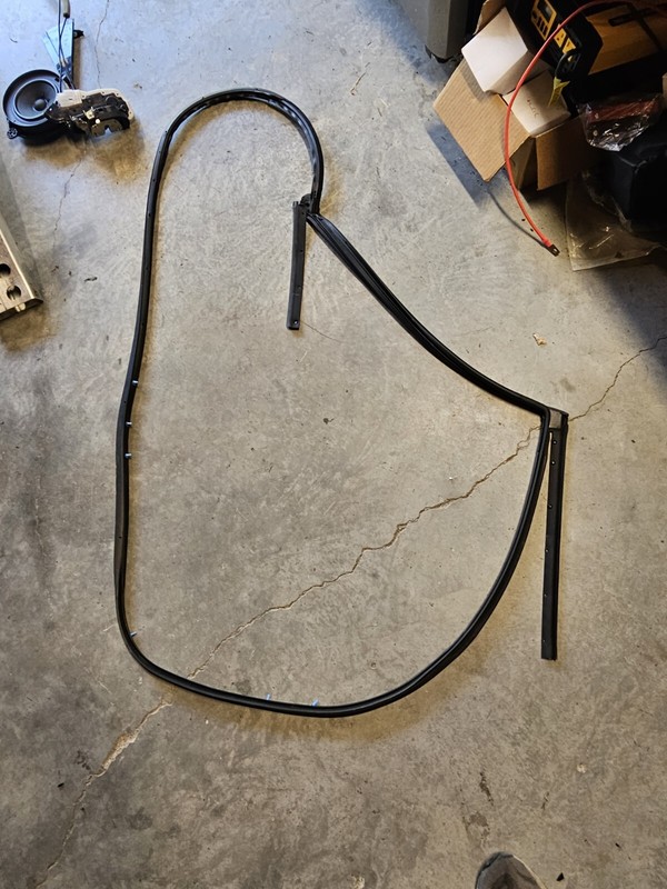 NISSAN MURANO REAR LEFT SIDEBODY WEATHERSTRIP SEAL OEM 2015 - 2023 ✔️