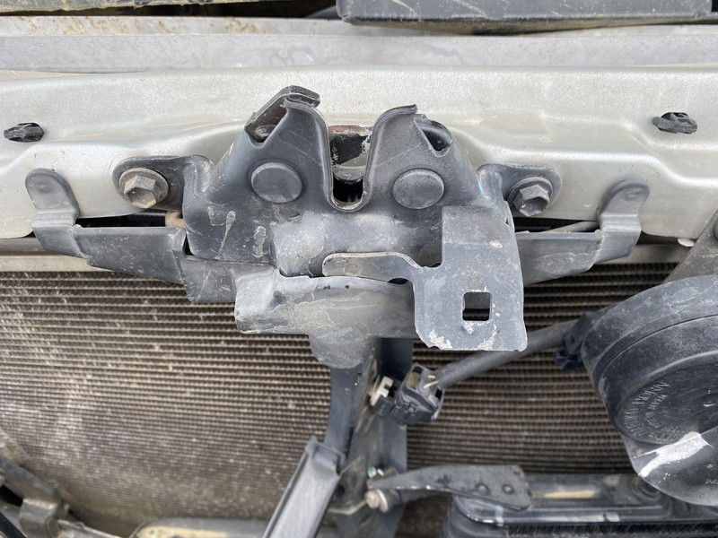 Hood Latch TOYOTA 4RUNNER 03 04 05 06 07 08 09
