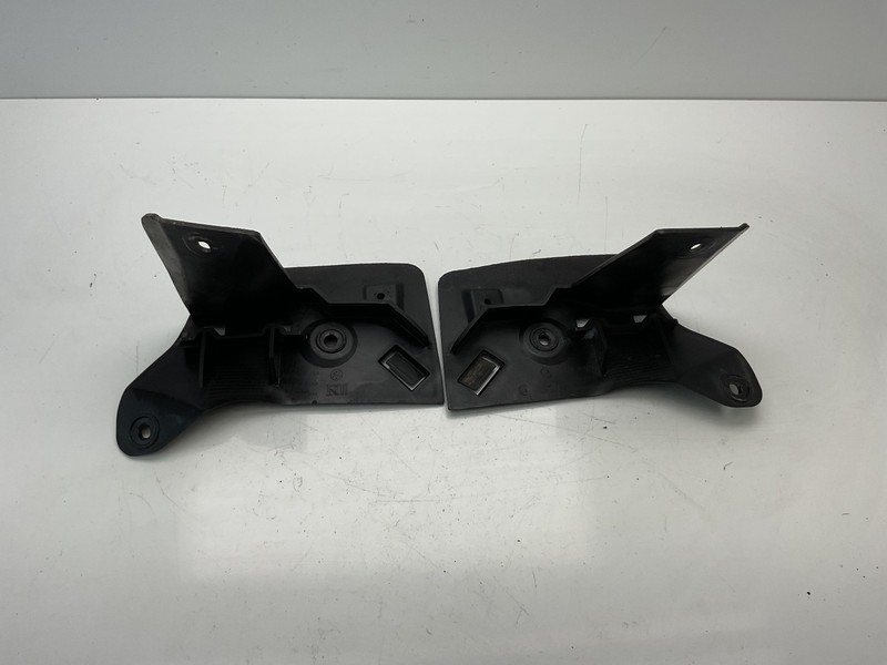 2016-2022 Volkswagen Passat 2PC Right & Left Rocker Panel Splash Guard Set