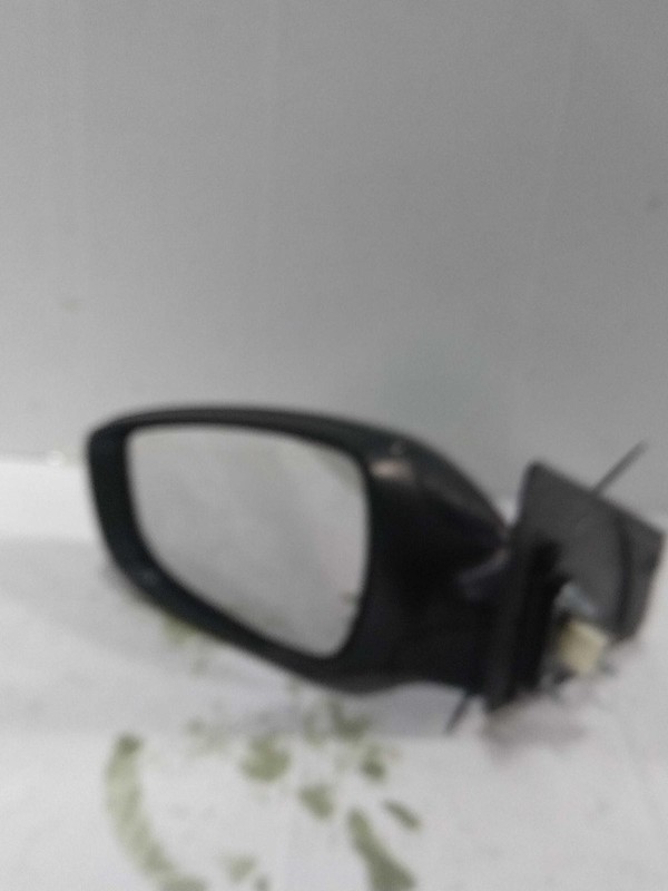 2016 Hyundai Elantra Left Door Mirror Assembly Red OEM 163411 89K Miles