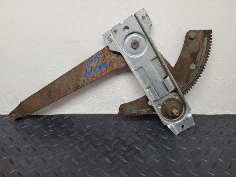 92-97 Ford F350 Front Right Passenger Manual Window Regulator OEM F4TZ-1523200-A