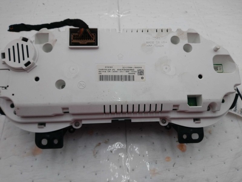 2019 Chrysler Pacifica Speedometer Gauge OEM 68405330AC White 104K Miles