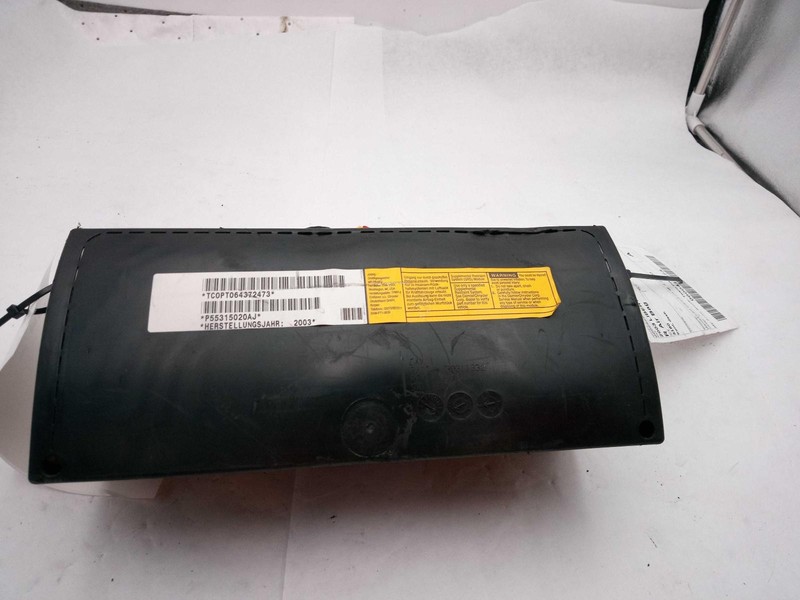 2003 Jeep Liberty OEM Instrument Panel Air Bag Green 119K Mileage NJ25-26261