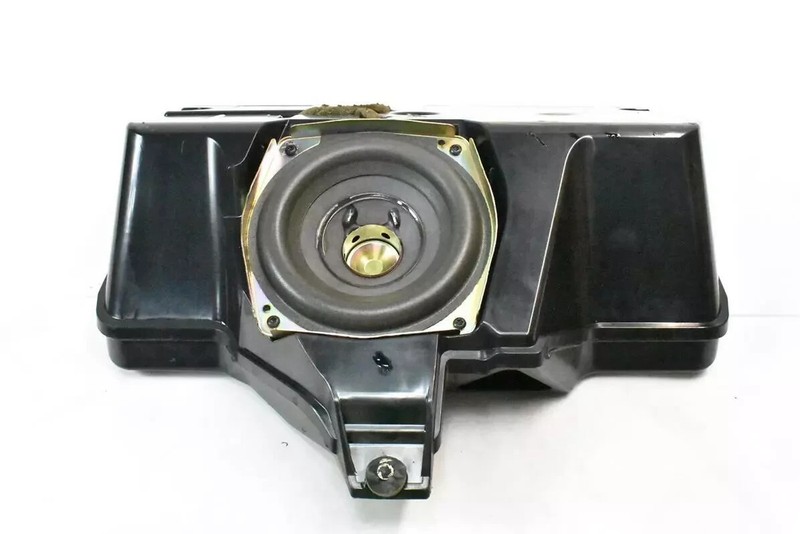 03-19 Maserati Quattroporte Front Bose Subwoofer Sub Woofer Sound Speaker OEM