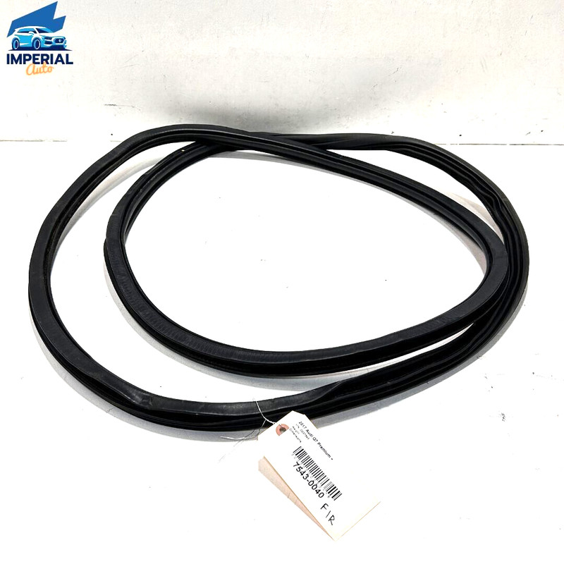 2017-2023 Audi Q7 Premium Front Right Passenger Door Body Wheatherstrip Seal OEM
