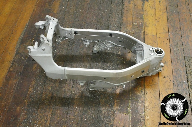 1999 HONDA INTERCEPTOR VFR 800 MAIN FRAME CHASSIS BODY OEM VFR800 99