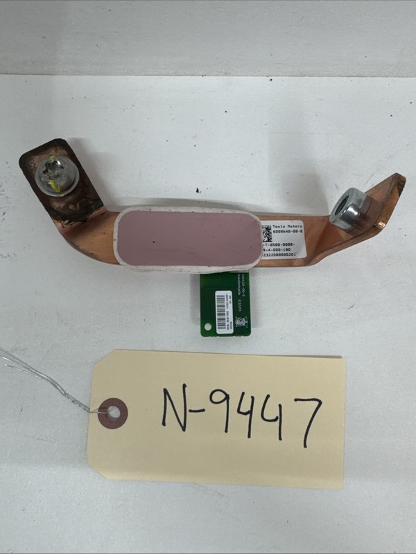 12-20 Tesla S Rear Drive Unit LDU Inverter Shunt 6009640-00-EN-9447 B145