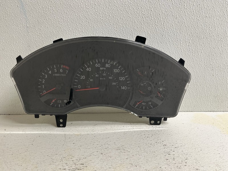 2006 Nissan Titan Big Tow Cluster Speedometer tach gauges panel 24810-7S02D 47k