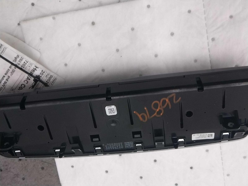 2018 Mercedes-Benz GLC-Class A/C Selector Switch OEM - 87k Miles, White