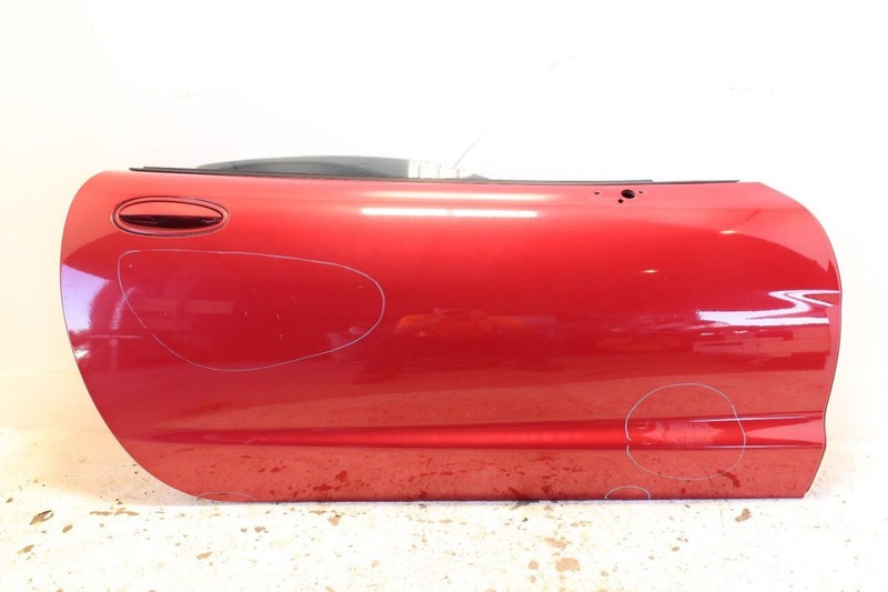97-04 CORVETTE 5.7L LS1 Red Passenger Right Front Door Assembly