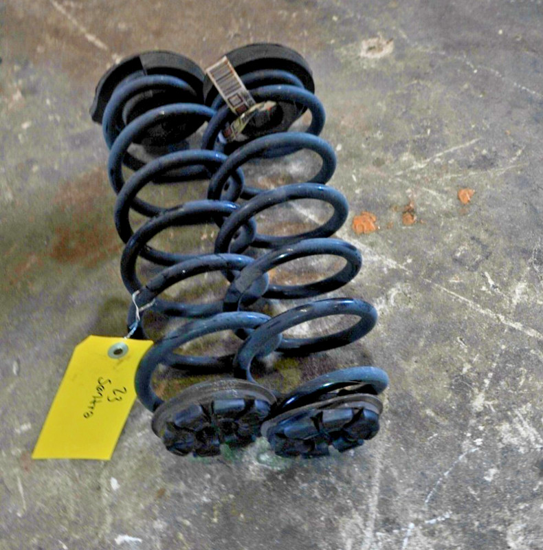 2020-2025 NISSAN SENTRA LEFT RIGHT REAR COIL SPRING SET X2 OEM