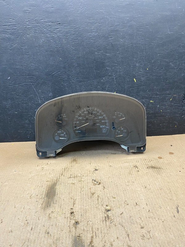 2003 to 2007 Chevrolet Express Speedometer Cluster Gauge OEMq9295 DG