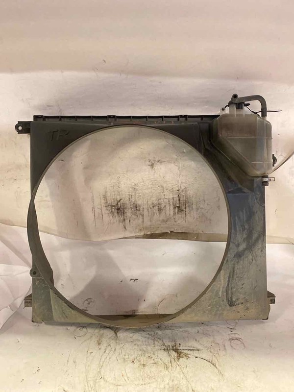 Fan Shroud TOYOTA TACOMA 11 12 13 14 15 10 09 08 07 06 05