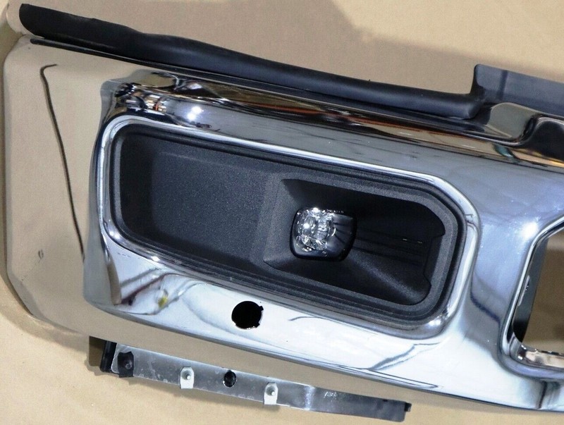 2023-2026 Ford F250-350 SD Chrome Front Bumper W/LED Fog Lights New Take Off OEM
