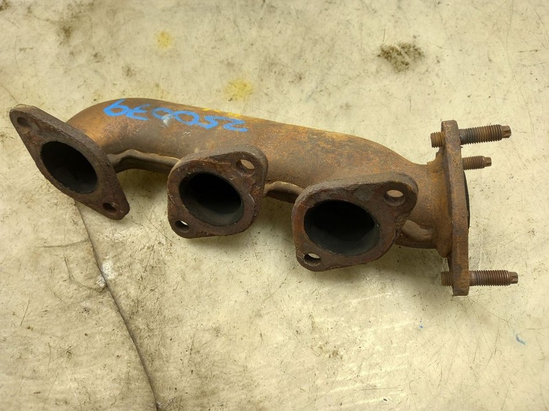 00 01 02 03 04 TOYOTA TACOMA 3.4L PASSENGER RIGHT EXHAUST MANIFOLD 5VZFE