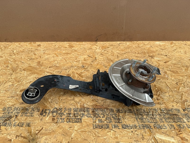 FORD BRONCO SPORT 21-25 OEM REAR RIGHT PASSINGER SPINDLE KNUCKLE HUB AWD ASSY