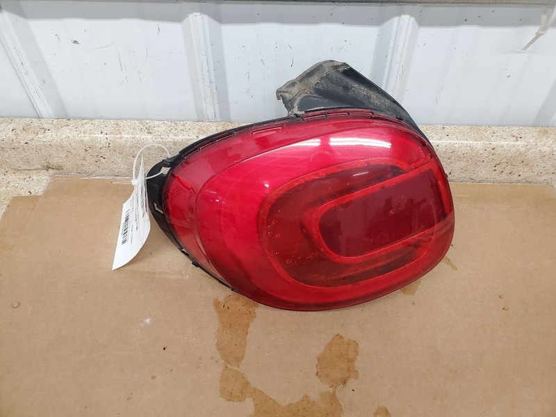Driver Tail Light 4 Door L Model Quarter Mounted Fits 14-17 FIAT 500 299695