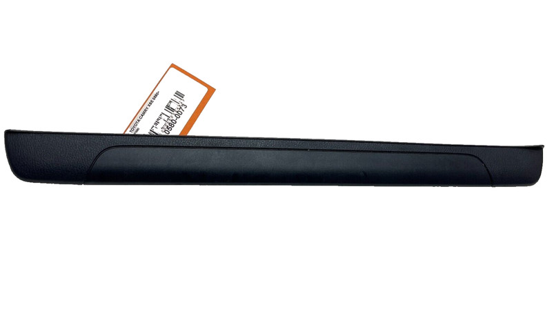2018-2023 TOYOTA CAMRY FRONT PASSENGER SIDE DOOR SILL SCUFF PLATE COVER TRIM OEM