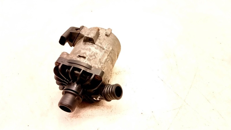 09-19 BMW F01 F02 750i 3.0 1 3 5 6 7 X1 X3 X4 X5 X6 Z4 ELECTRIC WATER PUMP 07162