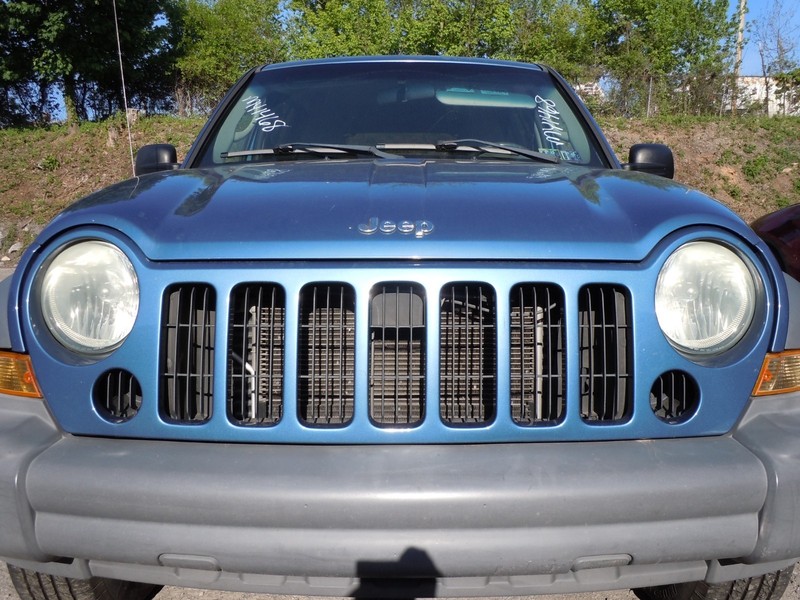 2005-2007 Jeep Liberty Upper Grille PBJ