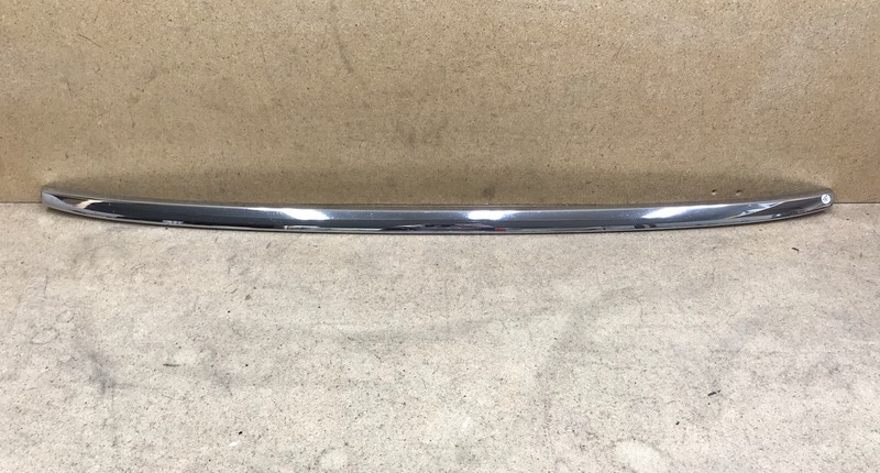 2011-2013 TOYOTA HIGHLANDER FRONT BAMPERLOWER CHROME MOLDING 52711-0E040 OEM