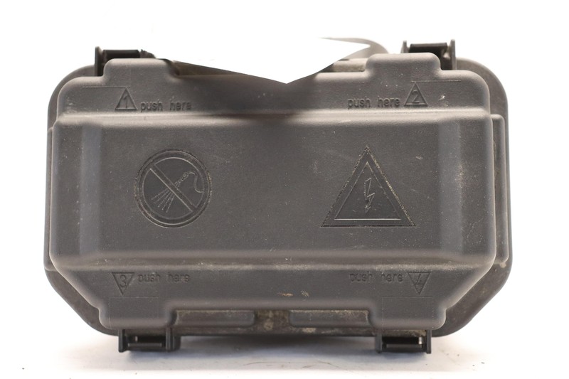 2017-2020 BMW 430I F36 2.0L ENGINE JUNCTION FUSE RELAY BOX BLOCK OEM