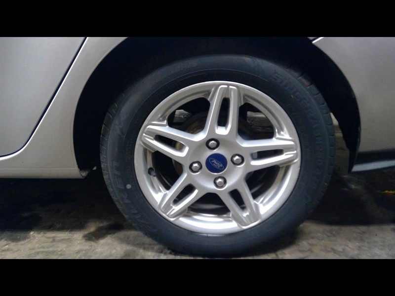 Rim Wheel 15x6 Aluminum 10 5 Split Spokes Painted Fits 17-19 FIESTA 1674449